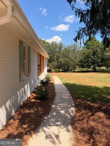 220 Tamea Trail, Covington, GA 30014