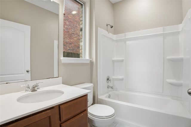 670 Landon Samuel LOOP, Pflugerville, TX 78660