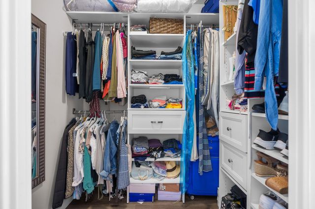 527 NW 87th Ln, Coral Springs, FL 33071