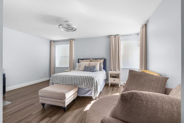 527 NW 87th Ln, Coral Springs, FL 33071