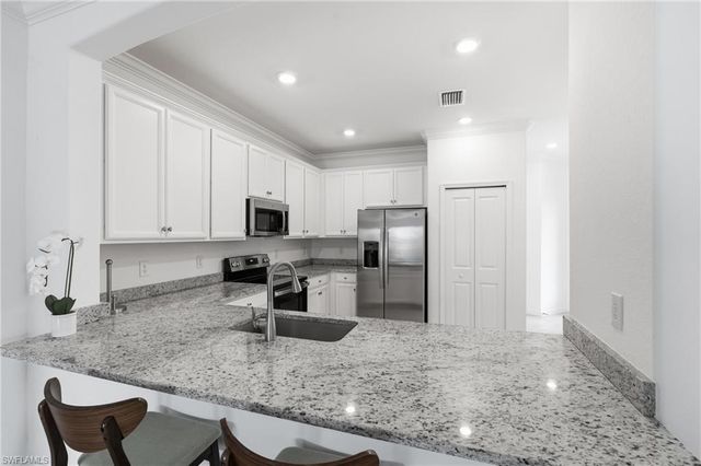 1689 Alameda DR, Naples, FL 34120