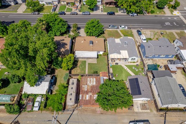 155 I St, Lincoln, CA 95648