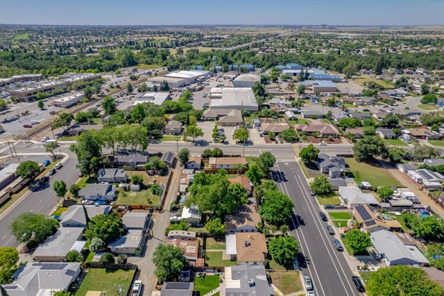 155 I St, Lincoln, CA 95648