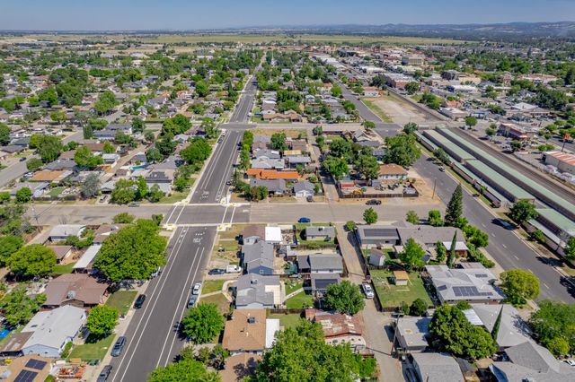 155 I St, Lincoln, CA 95648