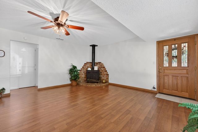 155 I St, Lincoln, CA 95648