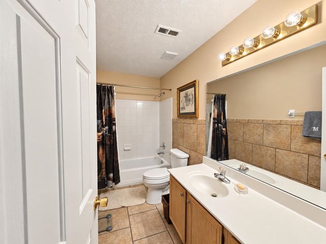 8762 W BREDBURY CV, Memphis, TN 38016