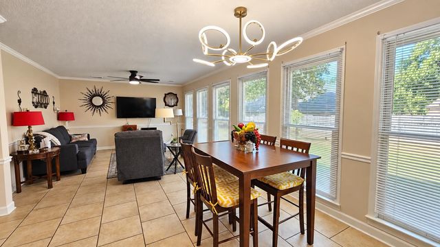 8762 W BREDBURY CV, Memphis, TN 38016