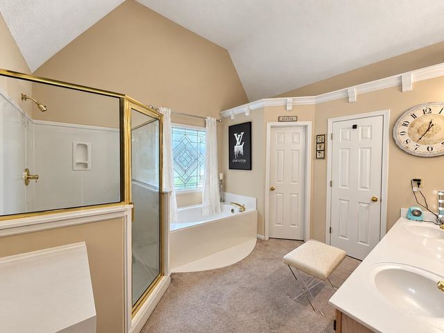 8762 W BREDBURY CV, Memphis, TN 38016