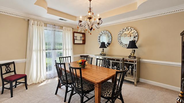 8762 W BREDBURY CV, Memphis, TN 38016