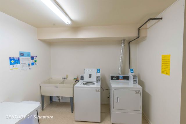 105 Provincial Court CT 3, Saginaw, MI 48638