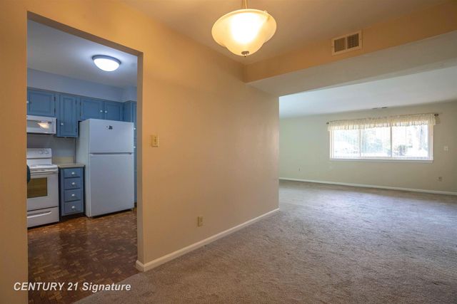 105 Provincial Court CT 3, Saginaw, MI 48638