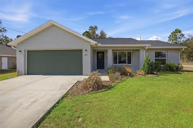 224 FISHER ROAD, Ocklawaha, FL 32179