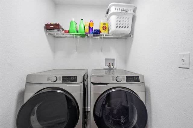 224 FISHER ROAD, Ocklawaha, FL 32179