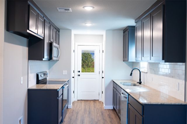 2404 Miller Street, Denison, TX 75020