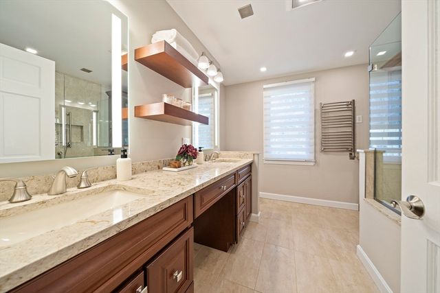 20 Blossom St, Lexington, MA 02421