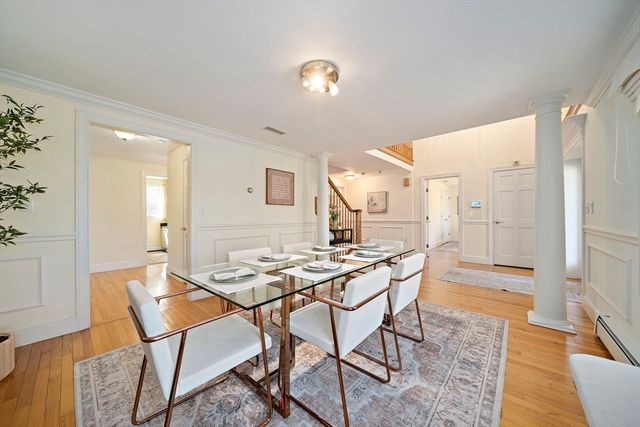 20 Blossom St, Lexington, MA 02421