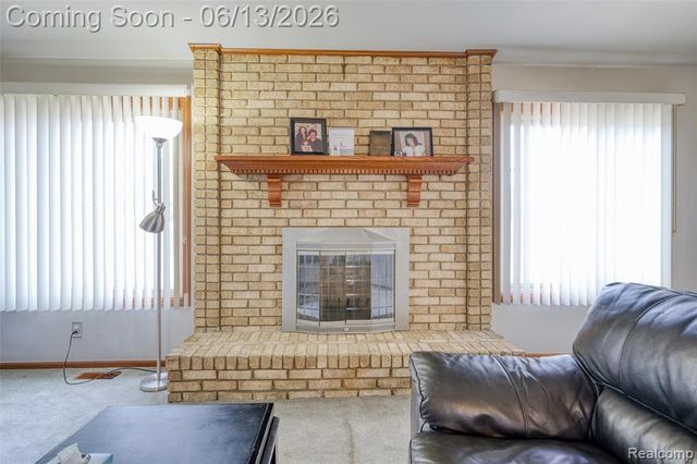 3259 Kirkton Drive, Sterling Heights, MI 48310