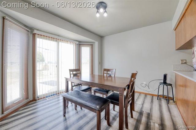 3259 Kirkton Drive, Sterling Heights, MI 48310