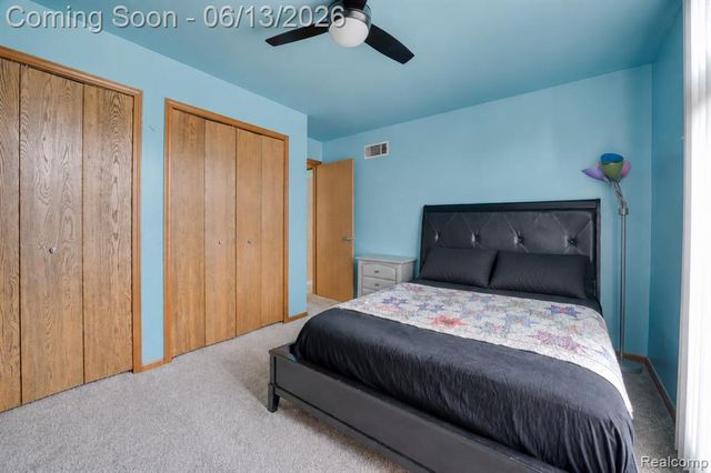 3259 Kirkton Drive, Sterling Heights, MI 48310