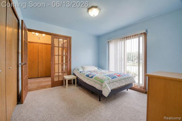 3259 Kirkton Drive, Sterling Heights, MI 48310