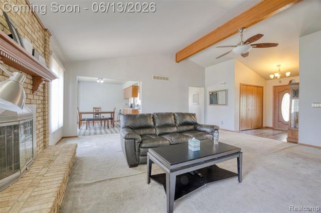 3259 Kirkton Drive, Sterling Heights, MI 48310
