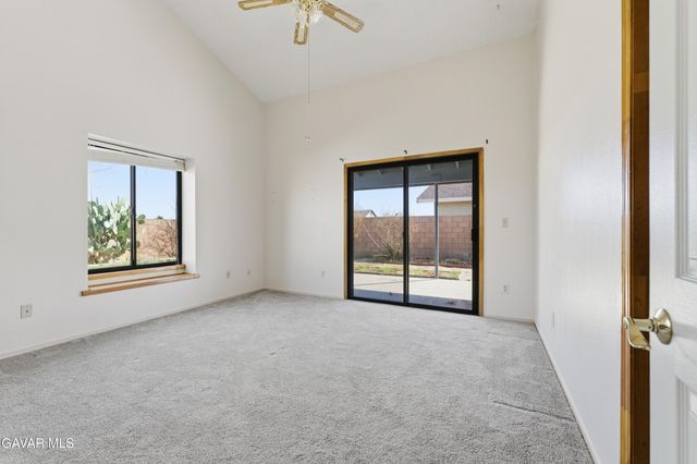 11049 Rome Beauty Drive, California City, CA 93505