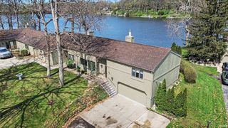 625 E Vistula Terrace # 1, Mishawaka, IN 46544