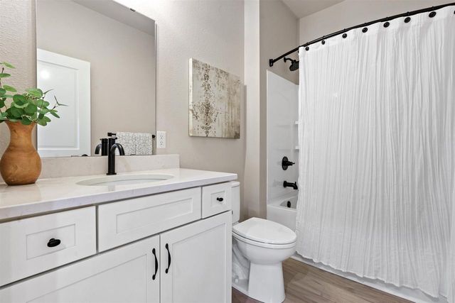 7029 Stonewood LANE, Lannon, WI 53046