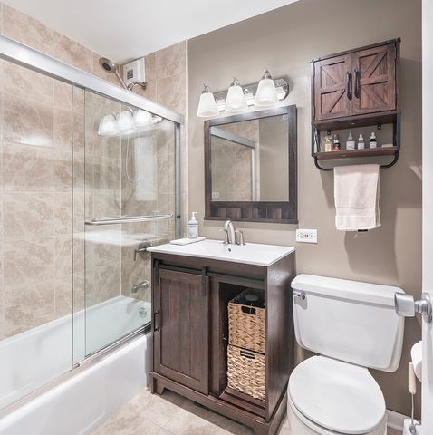2626 N Lakeview Avenue 604, Chicago, IL 60614
