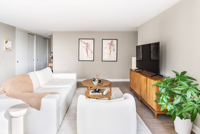 2626 N Lakeview Avenue 604, Chicago, IL 60614