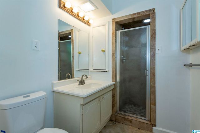 2061 Montreat Cir Apt D, Vestavia Hills, AL 35216