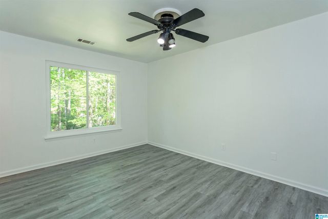 2061 Montreat Cir Apt D, Vestavia Hills, AL 35216