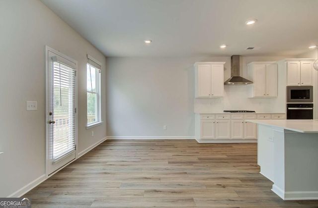 291 Arnewood Circle, Mcdonough, GA 30253