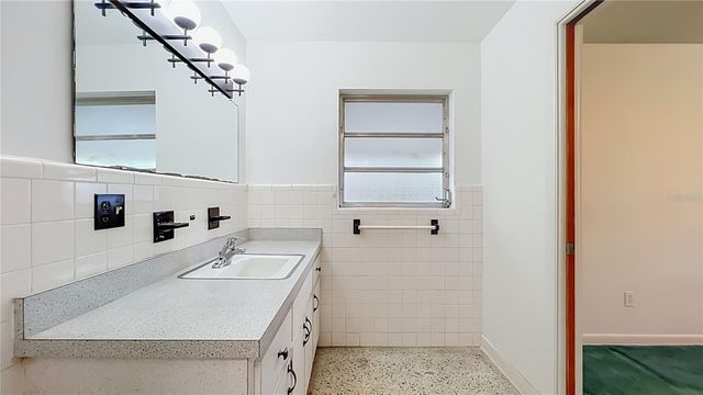 1827 ILLINOIS STREET, Orlando, FL 32803