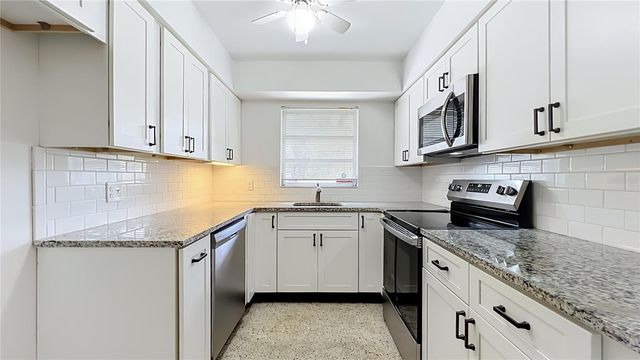 1827 ILLINOIS STREET, Orlando, FL 32803