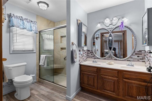 213 Lincoln Lane, Winfield, MO 63389