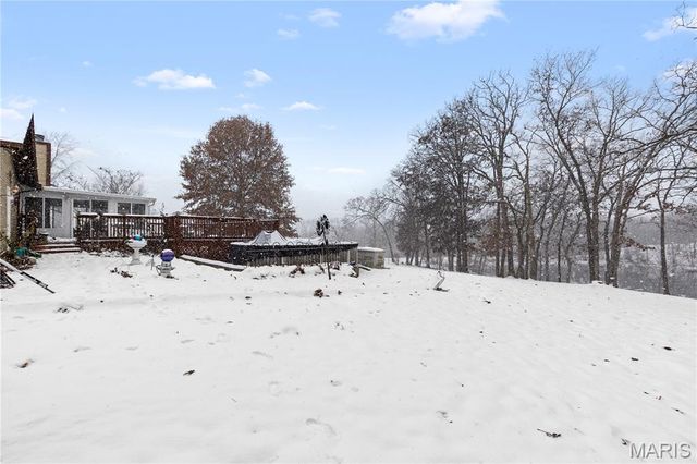 213 Lincoln Lane, Winfield, MO 63389