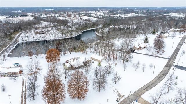 213 Lincoln Lane, Winfield, MO 63389