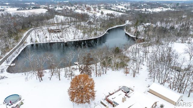 213 Lincoln Lane, Winfield, MO 63389