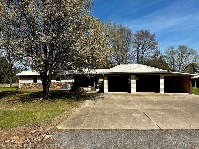 2100 Horne Street, Lavaca, AR 72941
