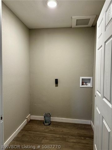 2100 Horne Street, Lavaca, AR 72941