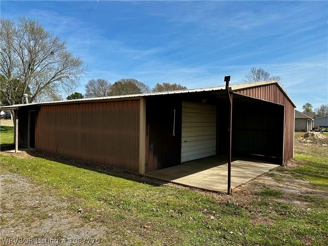 2100 Horne Street, Lavaca, AR 72941