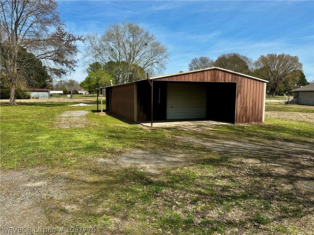 2100 Horne Street, Lavaca, AR 72941