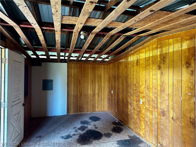 2100 Horne Street, Lavaca, AR 72941