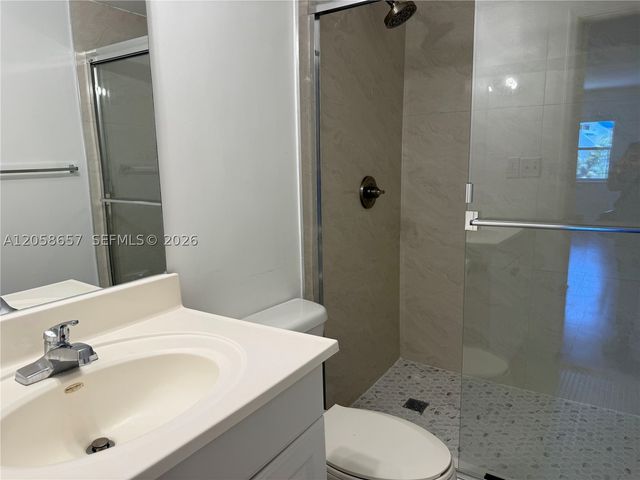 400 Kings Point Dr 311, Sunny Isles Beach, FL 33160