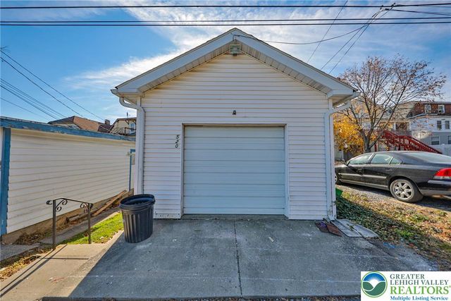 520 West Union Boulevard 2, Bethlehem City, PA 18018