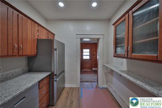 520 West Union Boulevard 2, Bethlehem City, PA 18018