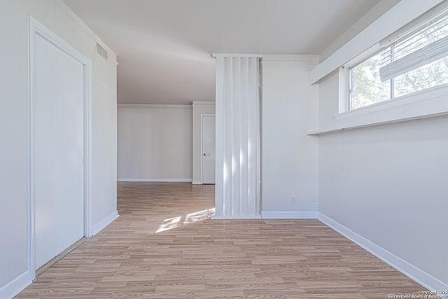 1157 Garraty Rd Apt A, Terrell Hills, TX 78209