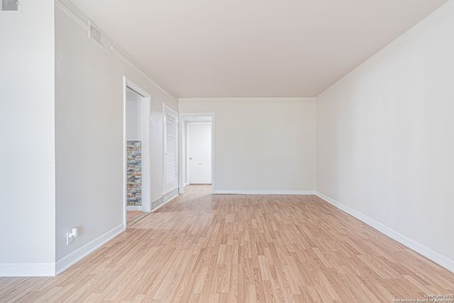 1157 Garraty Rd Apt A, Terrell Hills, TX 78209