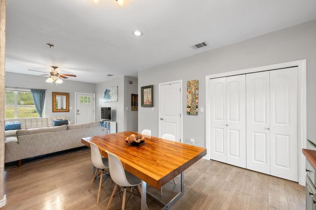 190 Brownson LN, Driftwood, TX 78619